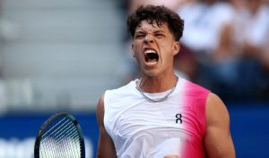 Shanghai 2023 – 15 aces et un tie-break de folie : comment Shelton a fait tomber Sinner en huitièmes